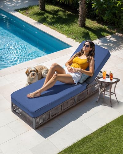 Luxury Outdoor Poolside Lounger Set