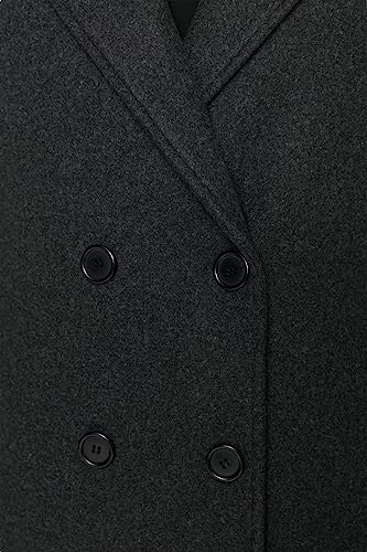 Manteau grande taille fluide qui sublime la silhouette droite sans serrer