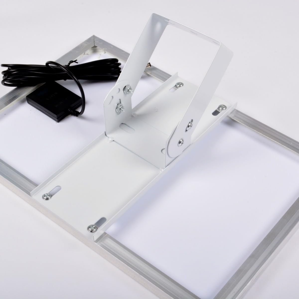 AFTERTECH Module photovoltaïque 10 W 24 V - Panneau solaire - Monocristallin 10 W 36 V Idéal pour systèmes 24 V avec connecteur DC5521 - Dimensions 234 x 349 x 16 mm - Support ftv36 v10 W