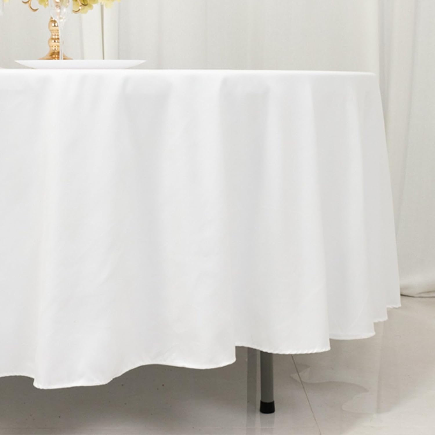Efavormart Cotton Blend Round Tablecloth 108" White - Wrinkle-Resistant Finish Table Cover for Weddings and Events