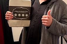 Review Image by Emari Emari