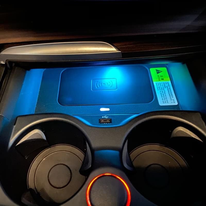 Embellecedor con cargador inalámbrico para coche que elimina cables en Serie 5 G38 3
