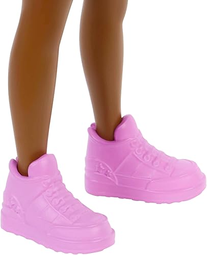 Miniatura 5 de Karmas World School to Stage Fashion Pack de 14 piezas con muñeca 87 pulgadas ropa y accesorios para jugar con estilo