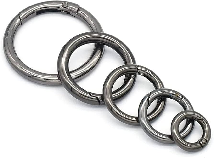 supreme キーリング スナップフック　ブラスカラー supreme キーリング スナップフック ブラスカラー supreme