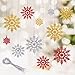 Produktbild Kiiwah 30 Stück Schneeflocken Weihnachten Deko, Glitzer Schneeflocke Anhänger Schneeflockendeko für Weihnachtsbaumschmuck (Rot, Gold, Silber)