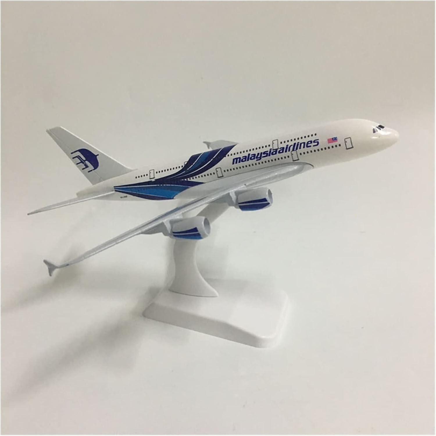 20Cm for Malaysia Airlines Airbus A380 Die Cast Metal Aircraft Model 1:300 Static Toy Hobby Playgame Kit