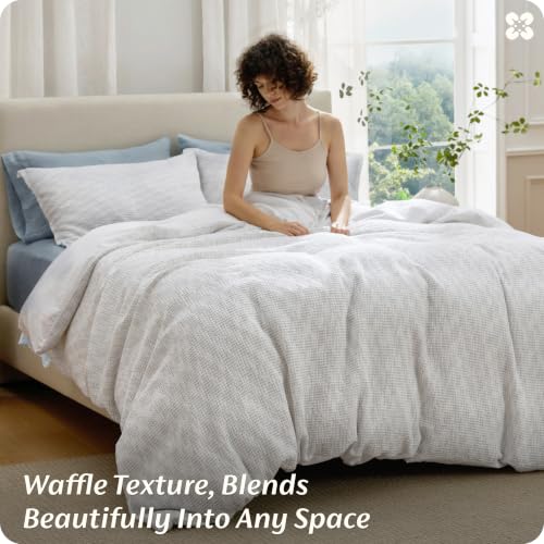 Image of Bedsure PureWoven Space-Dyed Cotton Waffle Duvet Cover Set, Queen, White