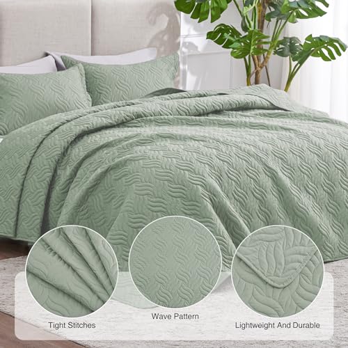 Love's cabin King Size Quilt Bedding Set Sage Bedspreads - Bed Summer Lightweight Bedspread Comforter - Wave Pattern Bedding Coverlet for All Season - 3 Pieces (1 Quilt, 2 Pillow Shams)