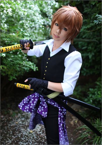 Amazon.co.jp: 薄桜鬼 藤堂 平助 風 ウィッグ キャラウィッグ 美容師