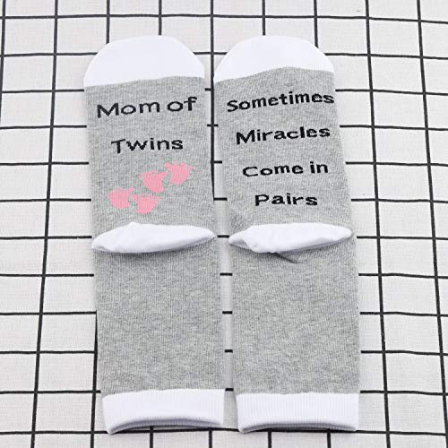 MBMSO 2 Pairs Twin Mom Socks Mom of Twins Gift for Mom Expecting Twins Gifts2