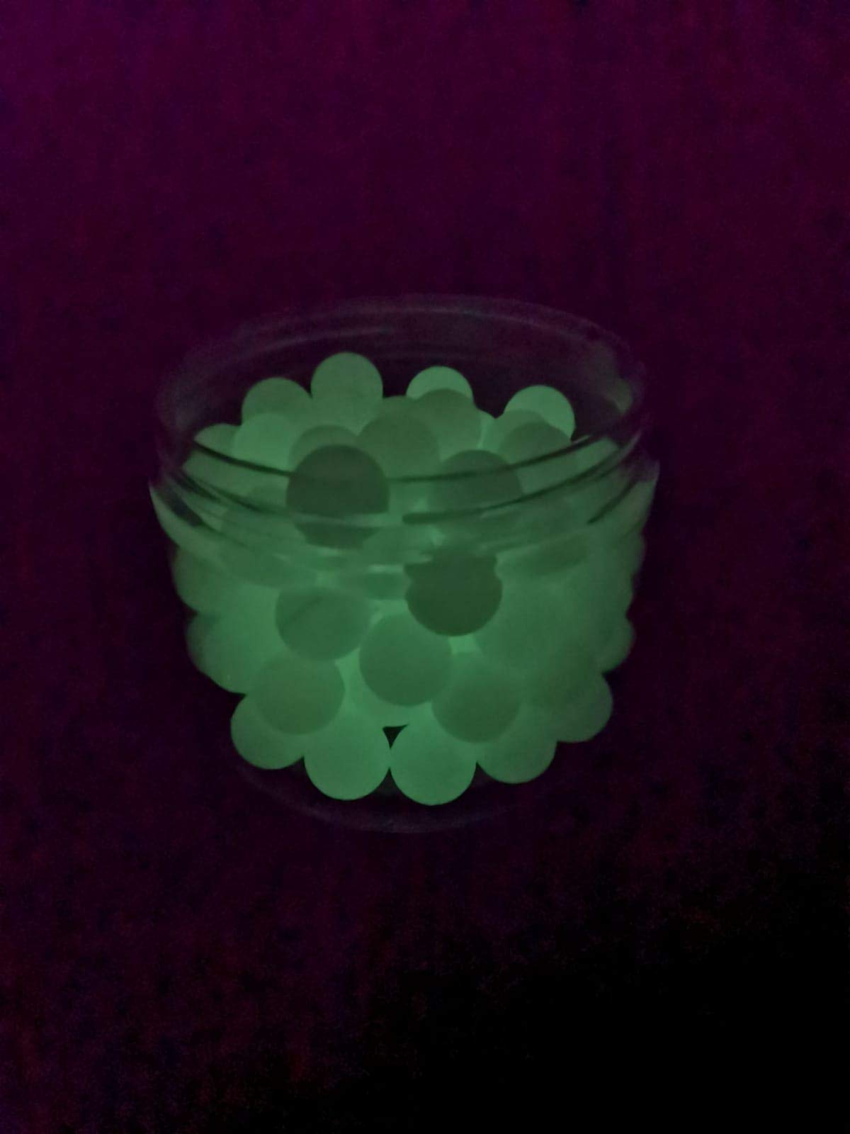100 x Night Vision Silicon Rubber Balls in Green Fluorescence Paintballs Shining at Dark in 68 Cal.
