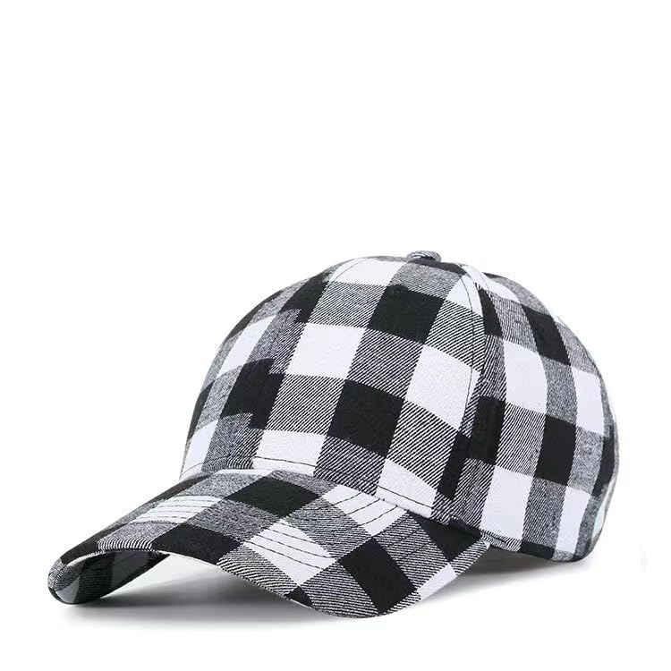 Gorro invernal grueso tejido con puño a cuadros