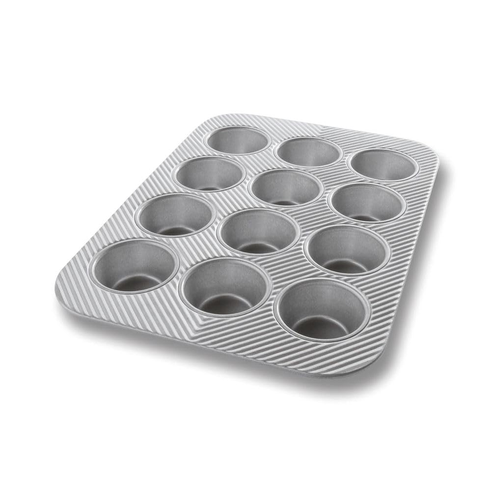Chicago Metallic Bakeware Aluminized Steel Glazed Cupcake/Muffin Pan