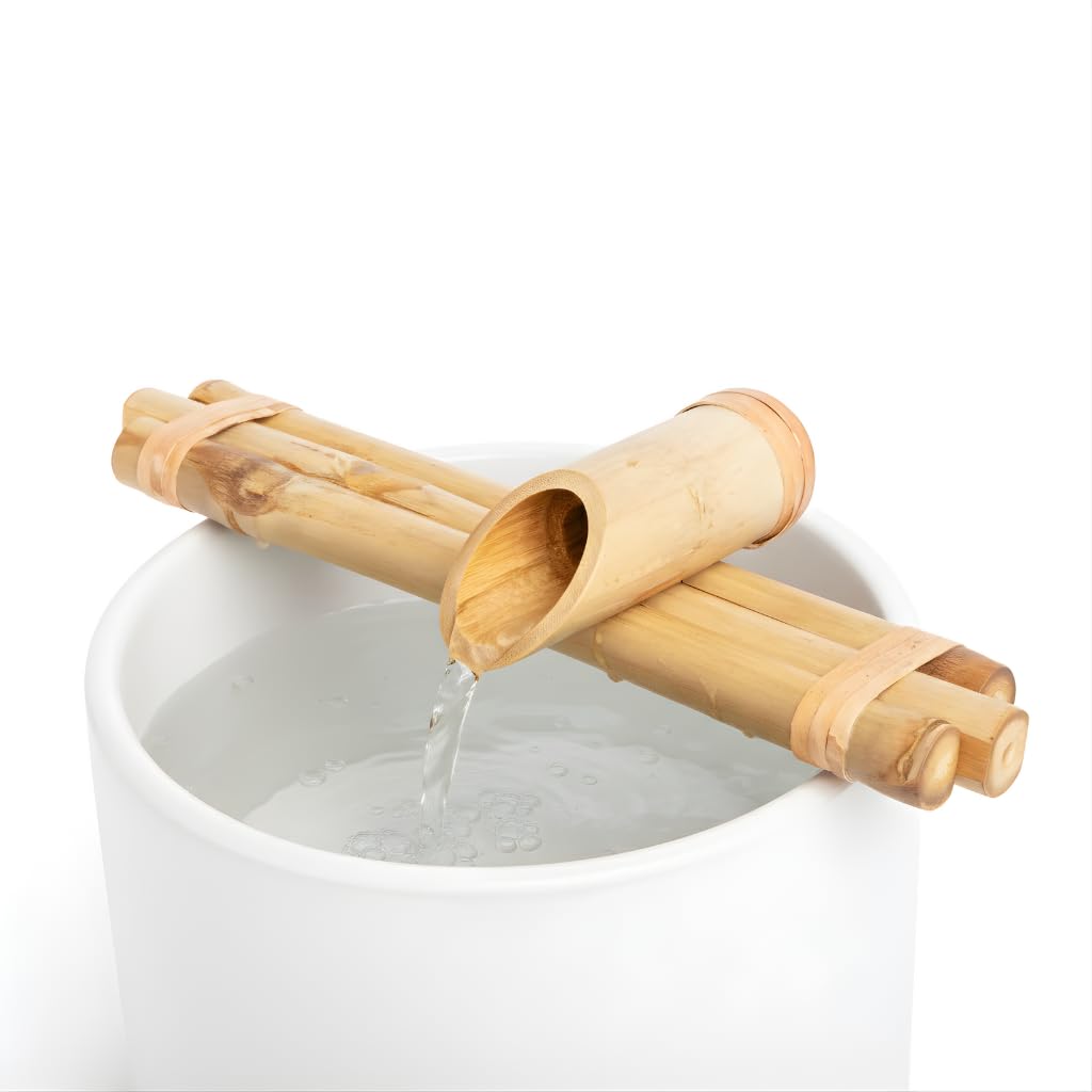 Bamboo Accents 12-Zoll-Zen-Brunnen-Set – verstellbare dreiarmige Basis, langlebiger, splitterfester Bambus für den Innen-/Außenbereich, inklusive 220 v Pumpe (Behälter erforderlich)