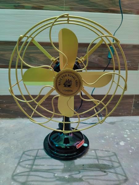 Miniatura 4 de ANTIQUECOLLECTION Ventilador de escritorio oscilante con hoja y jaula de latón de la Royal Navy London