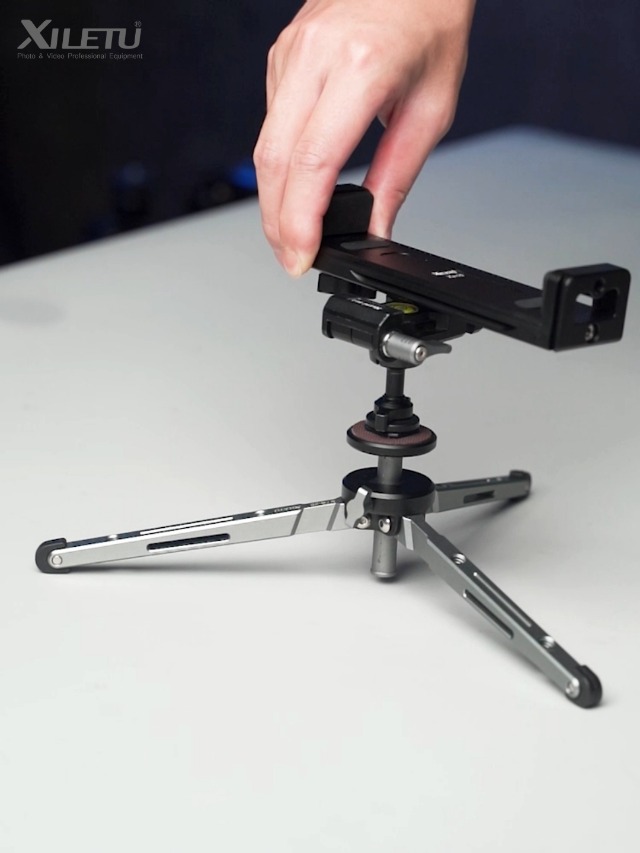 Amazon.co.jp: XILETU XJ15 三脚用 タブレットホルダー アルミ合金製