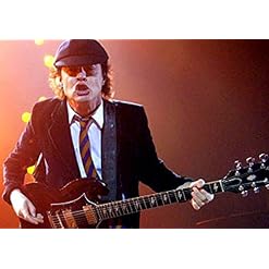 Mini réplique de guitare – cadeau miniature pour amateurs de musique ACDC - Les Beatles, Paul McCartney, John Lennon, RIngo Starr, George Harrison Mini réplique de guitare - cadeau miniature pour amateurs de musique ACDC – Image 4