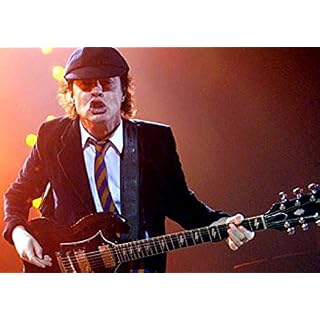 Mini réplique de guitare – cadeau miniature pour amateurs de musique ACDC - Les Beatles, Paul McCartney, John Lennon, RIngo Starr, George Harrison Mini réplique de guitare - cadeau miniature pour amateurs de musique ACDC – Image 4