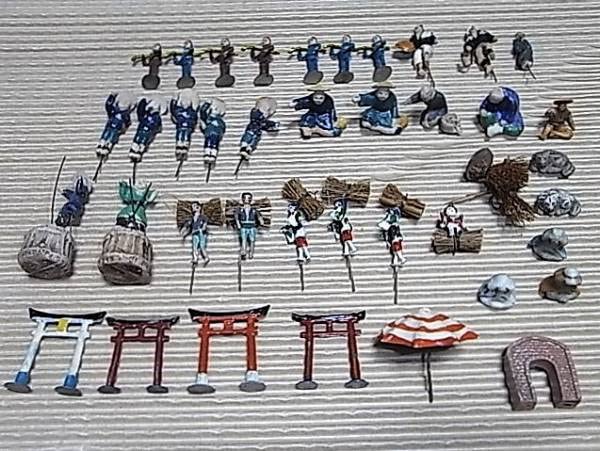 美品 大正時代◆盆景 箱庭用 小さな造形 軍人 鶴 船 鳥居 他 合計133個 Amazon.co.jp: 希少 1920年頃（大正時代）盆景 箱庭用 小さな造形