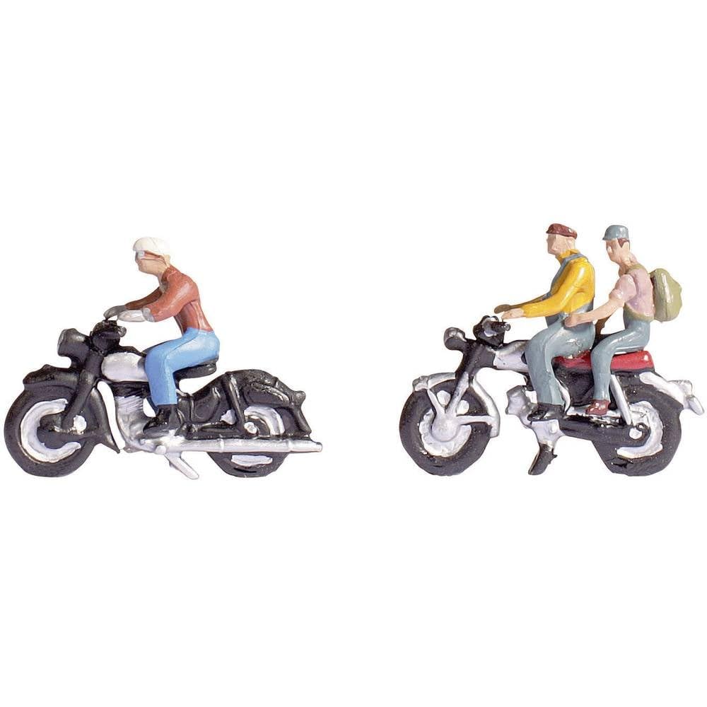 Noch 15904 Motorcyclists Landscape Modelling