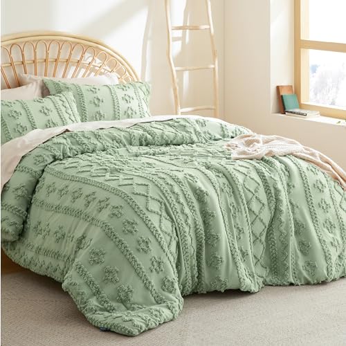 Bedsure Tufted Boho Comforter Set California King - Sage Green Boho Bed Set, GentleSoft™ 3 Pieces Farmhouse Shabby Chic Embroidery Bedding, Gifts for Woman, Soft Jacquard Comforter for All Seasons