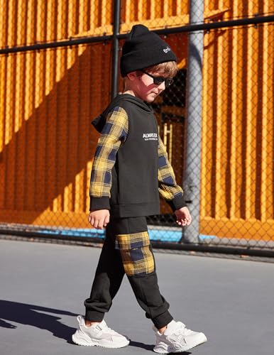 Arshiner Boys Plaid & Letter Graphic Hoodie Sweatshirt and Flap Pocket Sweatpants Toddler Boys Fall Winter Outfits Set3