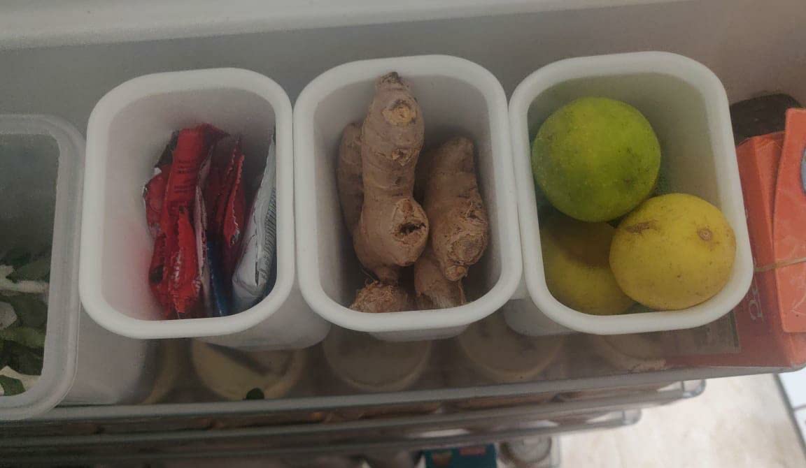 MosQuick® Set of 4 Fridge Door Organiser, space saving organizer for