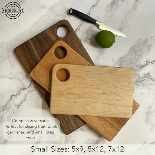 Tabla de Cortar Artesanal de Nogal, Arce o Cerezo – Diseño con Bordes Redondeados, Madera Maciza con Acabado Orgánico. Ideal para Regalar (11x11, Madera de Nogal) miniatura 7
