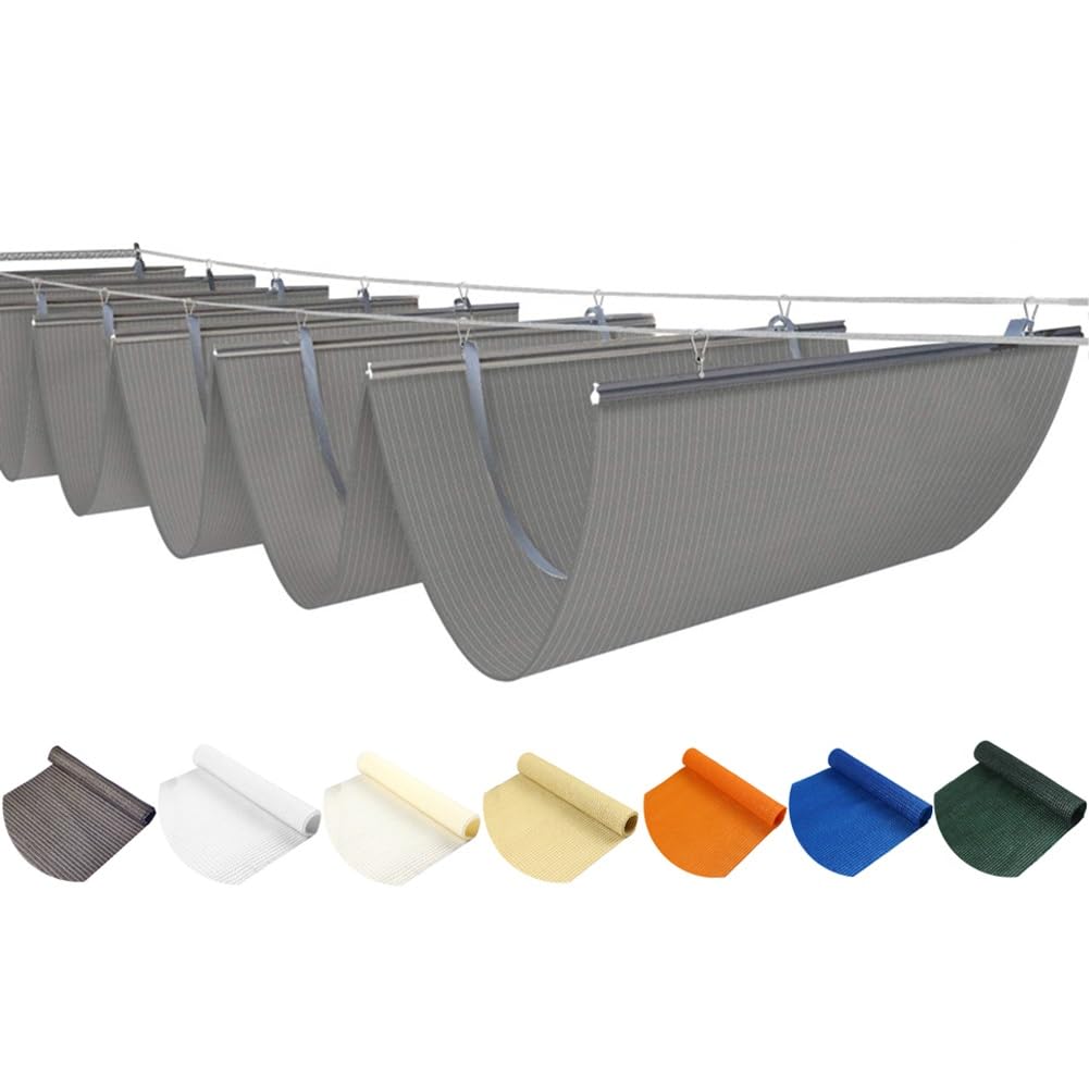 Voile d'ombrage rétractable en U pour créer un coin frais dans votre jardin