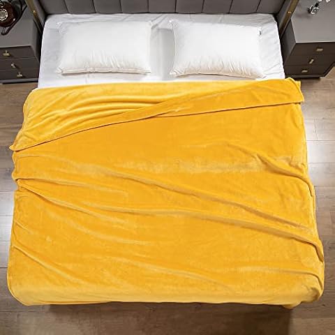 GonZalo GraCia Reversible Fleece Blanket Cover