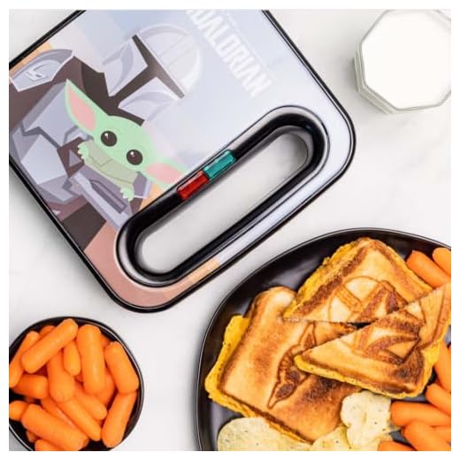 Uncanny Brands The Mandalorian Grilled Cheese Maker- Panini Press and Compact Indoor Grill- Baby Yoda and Mando Sandwich