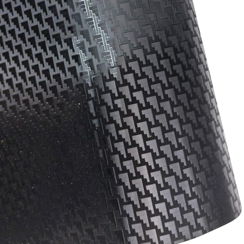Covering carbone thermoformable avec libération d'air pour auto