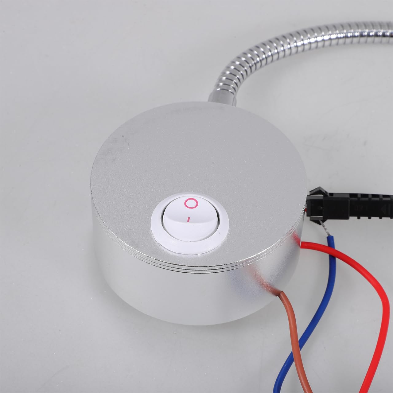Lámpara LED de Lectura 3W - Aplique de Pared con Brazo Flexible 360° y Cuello de Cisne - Luz Cálida con Interruptor para Cabecero de Cama, Dormitorio o Estudio - Aluminio Moderno