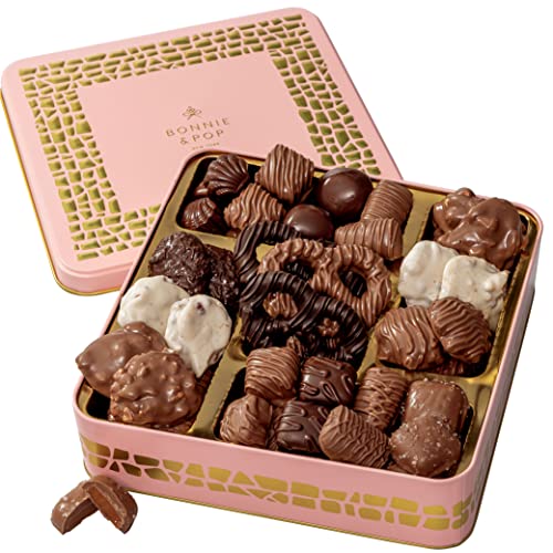 Gift Basket for Women | Chocolate Gift Box for Women | Prime Gift Set for Mothers Day, Mom, Wife, Girlfriend, Lover, Romantic | Bonnie and Pop