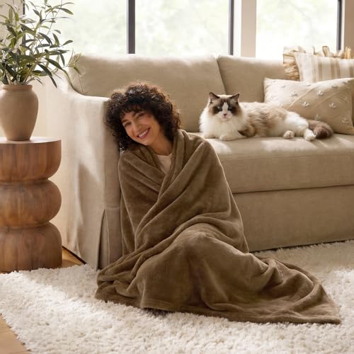 CozyLux Kuscheldecke Flauschig Decke 220x240 - XXL Flanell Kuscheldecke Groß, Weiche Sofa Decke, Warme Fleecedecke Wohndecke für 4 Jahreszeiten, Leicht Sofa Überwurf, Blanket 220x240 cm, Braun