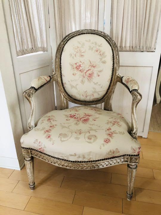 フランスアンティークシャビーシックな薔薇アームチェアB