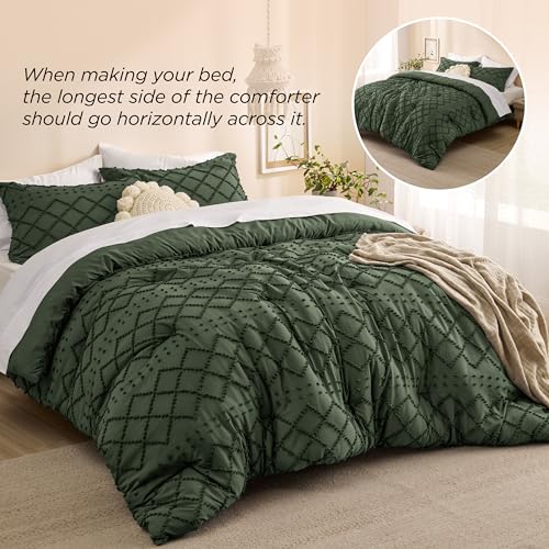 Image of Bedsure King Comforter Set - Olive Green Comforter, Boho Tufted Distressed Vintage Bedding for Kids, 3 Pieces Farmhouse-Style Bed Set for All Seasons, Fluffy Soft Bedding with 2 Pillow Shams
