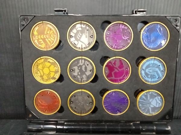 Amazon.co.jp: CSM オーメダルコレクション コアメダル24枚 セルメダル