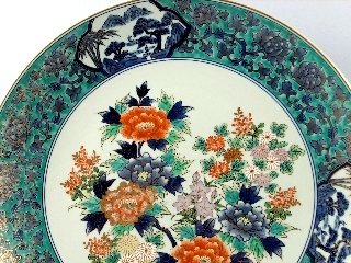 Amazon.co.jp: ＜有田焼＞緑彩花絵 尺5寸（45cm）飾皿【弥左エ門窯