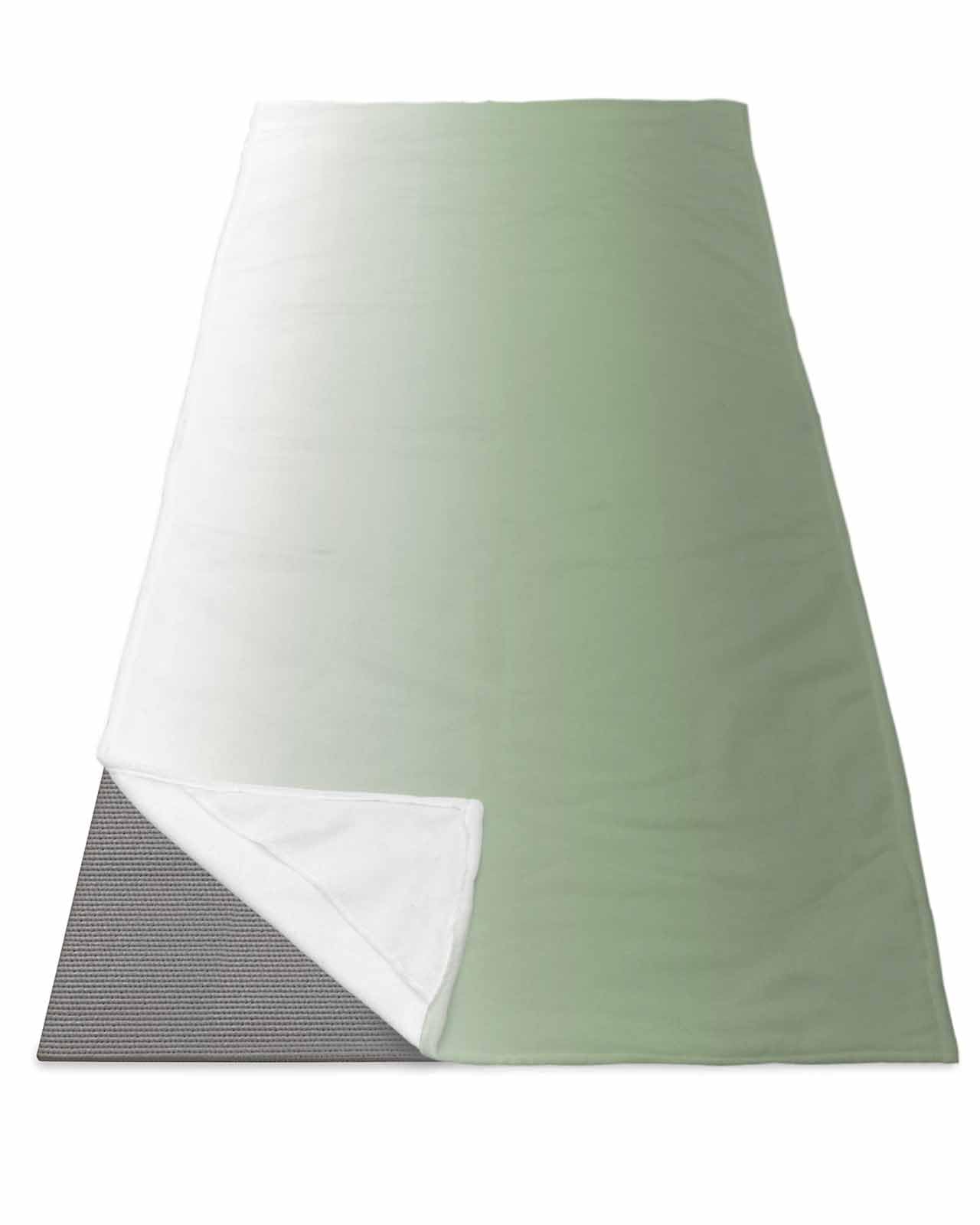 Rocking Giraffee Yoga Mat Towel Sage Green and White Ombre Color Gradient Non Slip Hot Yoga Mat Towel with Corner Pockets Absorbent Microfiber Yoga