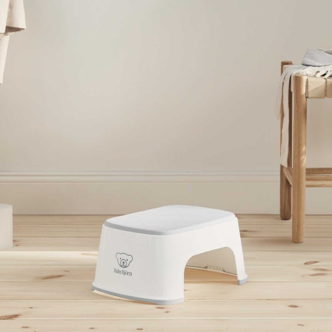 Bundle of BabyBjörn Pot Fauteuil, Blanc/Gris + Marchepied, Blanc/Gris