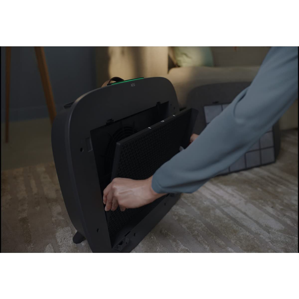 AEG AFWBTH3 BREATHE filtr (pasuje do oczyszczaczy powietrza AX51 i AX71, redukuje 94% pyłków, usuwa 99,9% bakterii, czyste powietrze, optymalna filtracja drobnych cząstek, długa żywotność, biały)