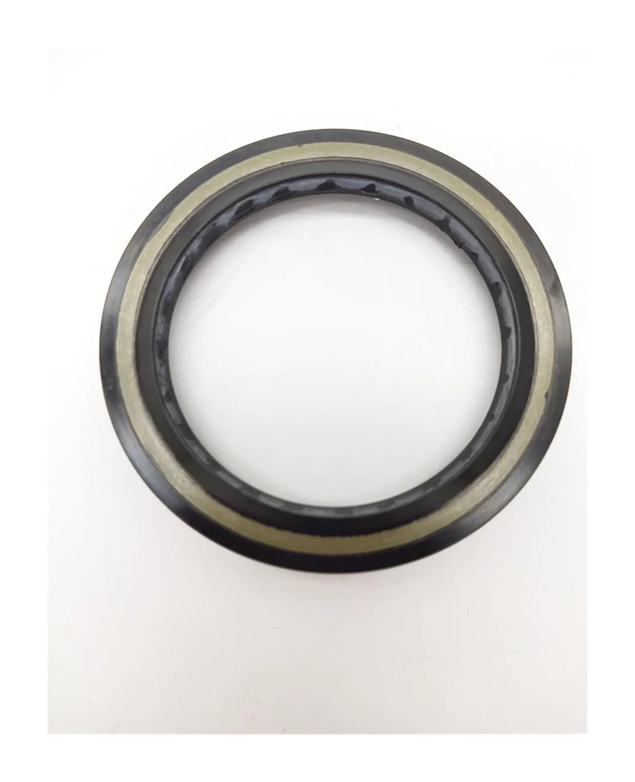 YMUGUEGH Piston hydraulic motor MCR05 oil seal size 57.15 * 76.2 * 9.53/57.15X76.2X9.53