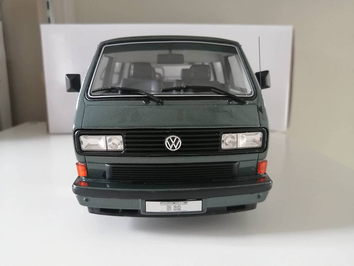 お買得】 ポルシェ B32 VW T3 ヴァナゴン OTTO mobile 1/18