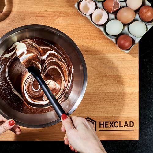HexClad Stainless Steel Mixing Bowl Set, 3-Piece with Vacuum Seal Lids and Non-Slip Base, 1.3,3 and 5 Quarts - Thumbnail 5