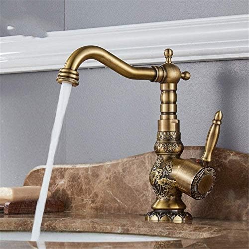 Grue de lavabo rétro et robinet en laiton antique gravé pour un intérieur poétique