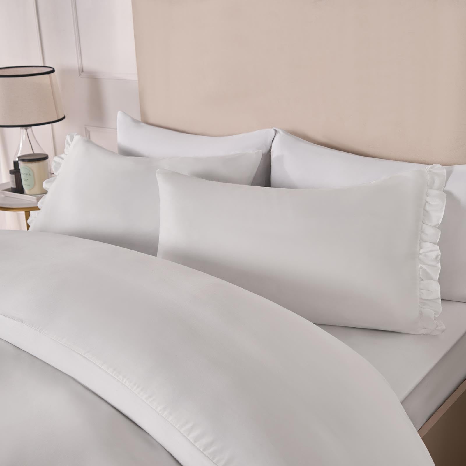 OHS Frill Double Duvet Covers, Comfort Warm Fabric White Decorative Touch Frill Edge Design Soft Microfibre Bedding Set with 2 Pillowcases, White - Double โ image 1