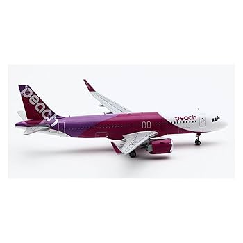 Amazon | 飛行機 模型 完成品 1:200 ピーチ航空エアバス A320neo