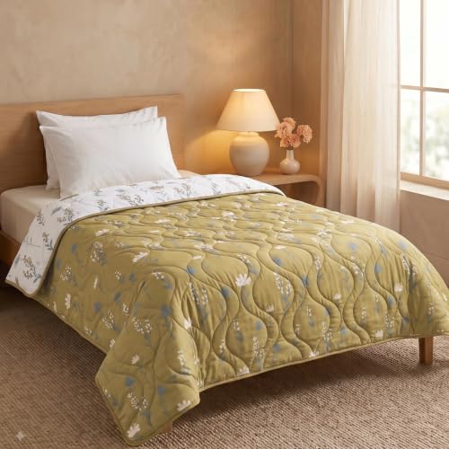Image of HUESLAND Reversible AC Quilt Blanket Single Bed | 100% Cotton Quilted Shell, Super Soft 120 GSM Microfibre Wadding | Lightweight Comforter for All Weather Use | 55 x 88 inches, Floral Fusion