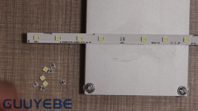 100x 3030 6V Lampenperlen Für LED TV Hintergrundbeleuchtung